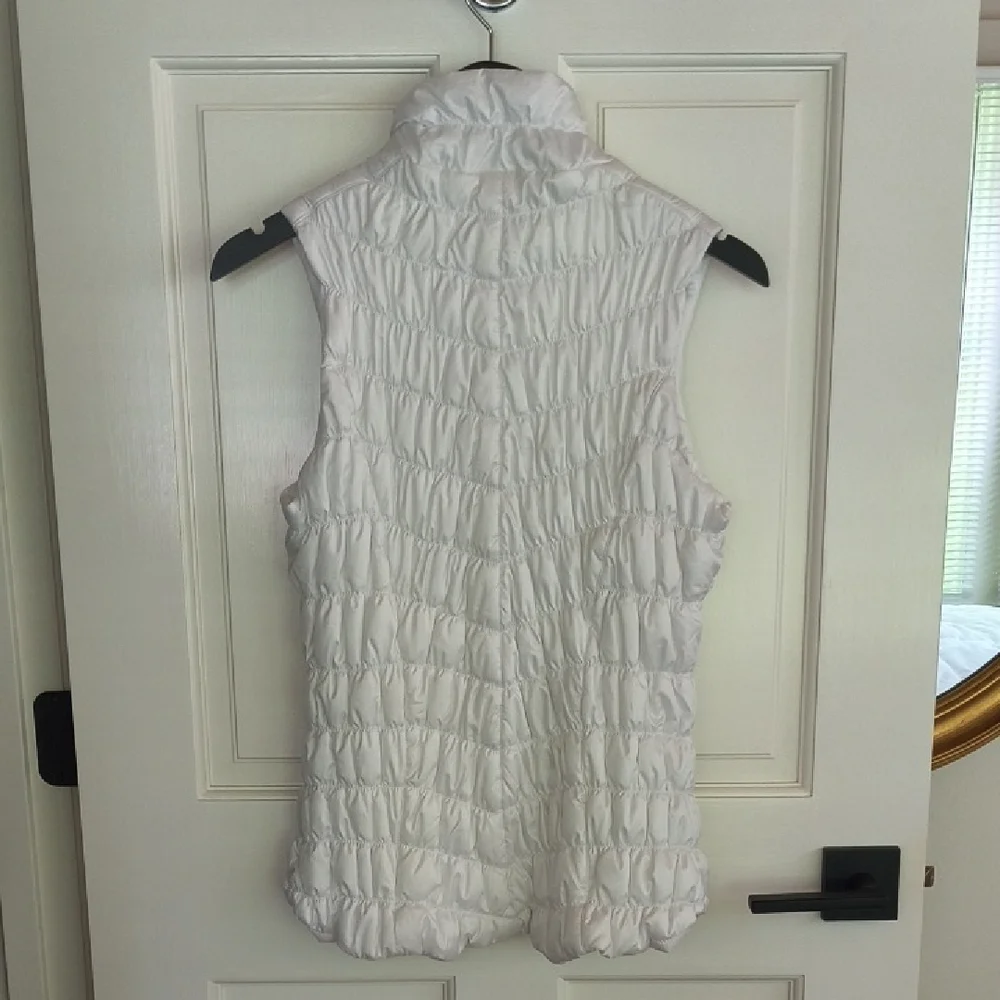 GGBlue Bright White Quilted Venus Vest, Size L - Picture 3 of 3